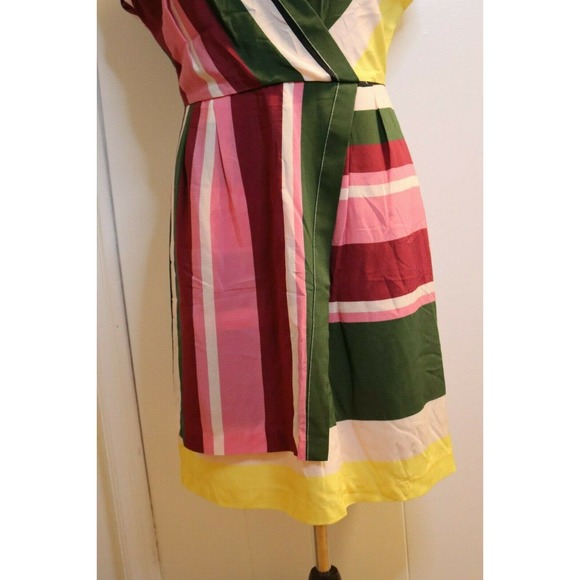 Slate and Willow Dress Size 8 100% Silk Approximate Measurements Chest 21" - Picture 11 of 11